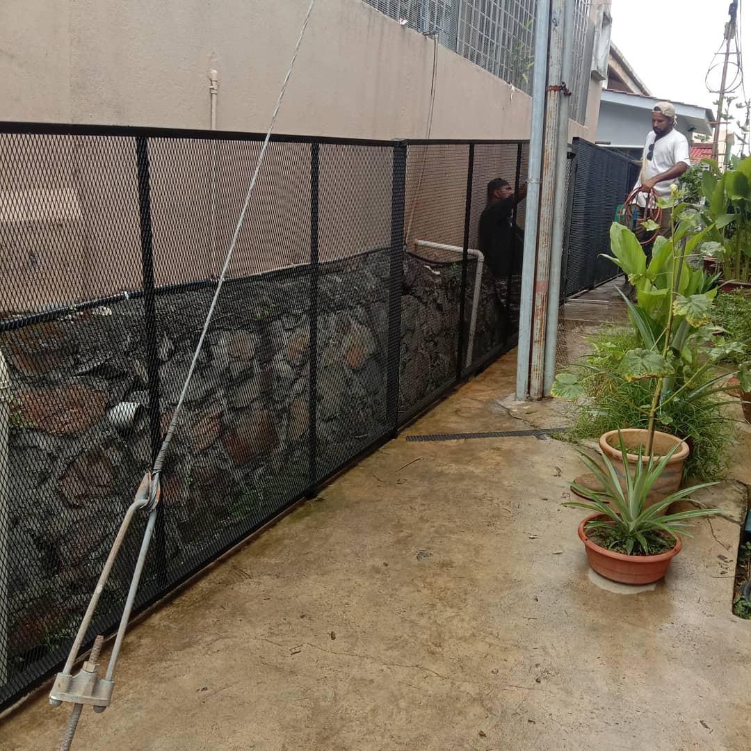 Pagar Jaring Services Home Services Home Repairs On Carousell