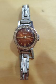 (Category: ) located in . Submitted by vintage72 (Listing ID 1088047073, Image 1). Description: .