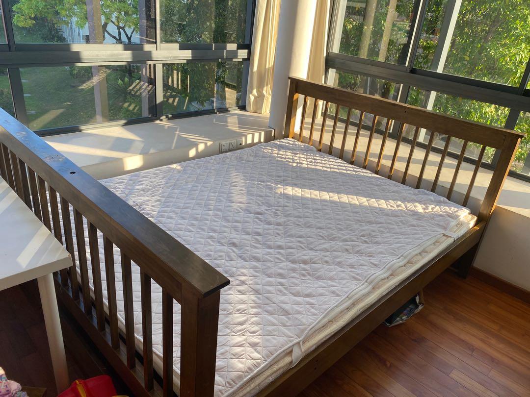 Picket & rail solid wood bed queen, Furniture & Home Living, Furniture