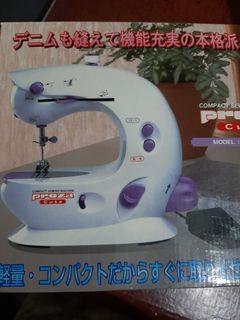 Proza sewing machine portable