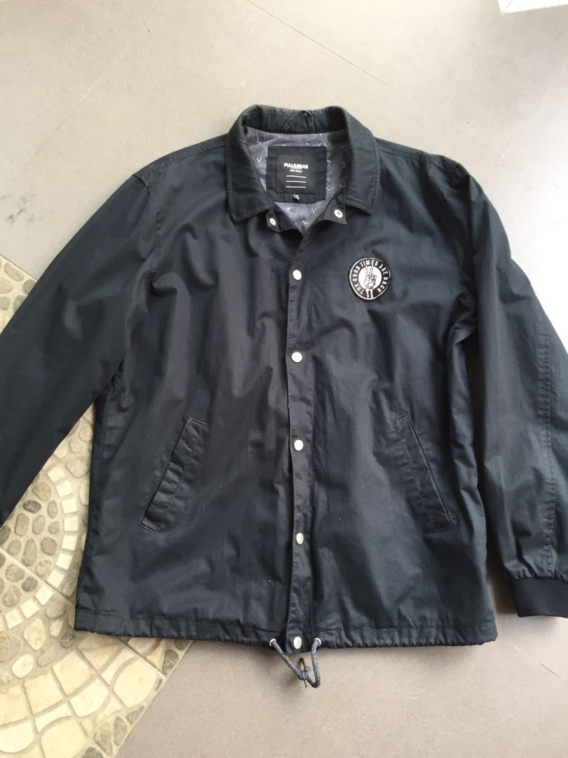Pull bear coach jacket