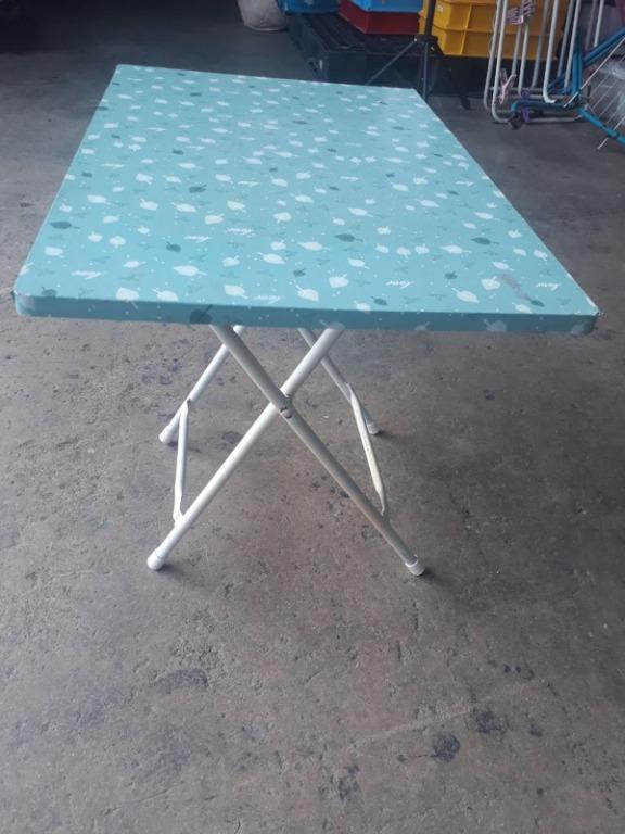 Q46 G Meja Tulis Budak Foldable Kids Writing Table Home Furniture Furniture On Carousell