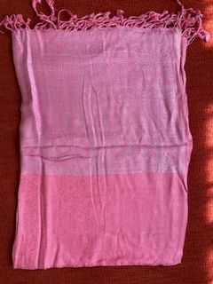 (Category: ) located in . Submitted by missshinythreads (Listing ID 1087945934, Image 1). Description: .
