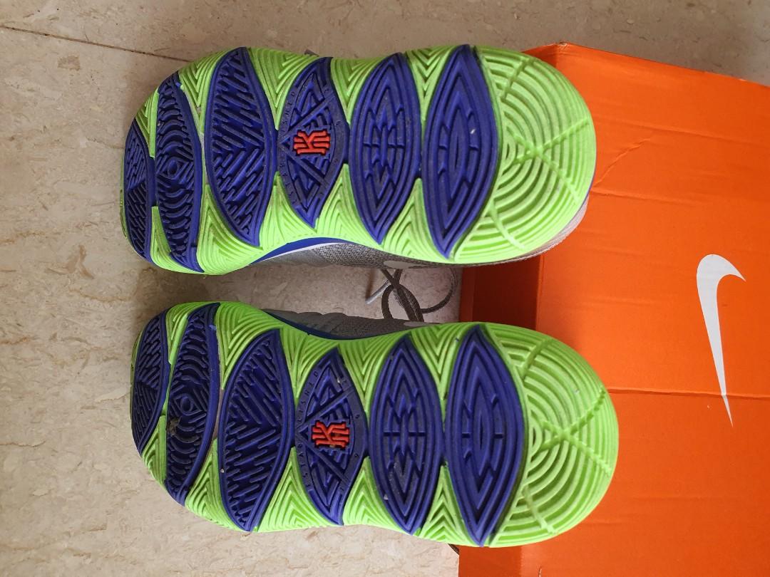 NIKE Kyrie Irving 5 Kids Shoes 3 5yrs old Babies Kids Babies