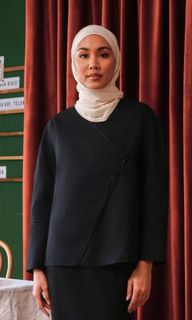 (Category: ) located in . Submitted by izsyani (Listing ID 1088027117, Image 1). Description: .