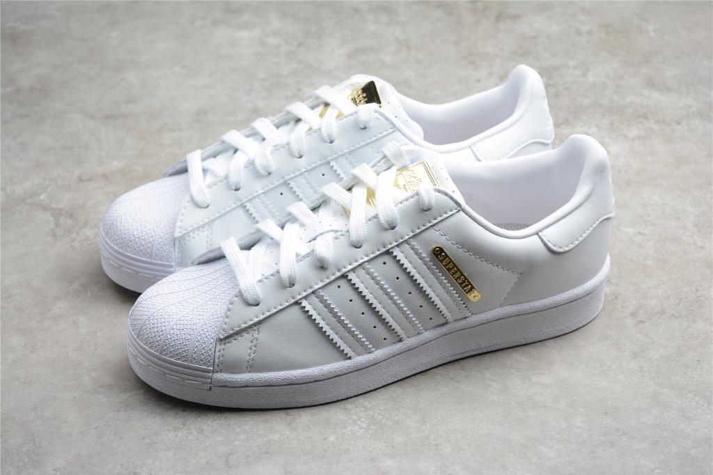 Adidas superstar store gold 36