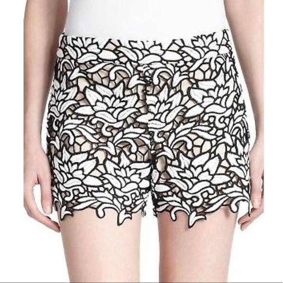 Alice + Olivia Black White Floral Lace 