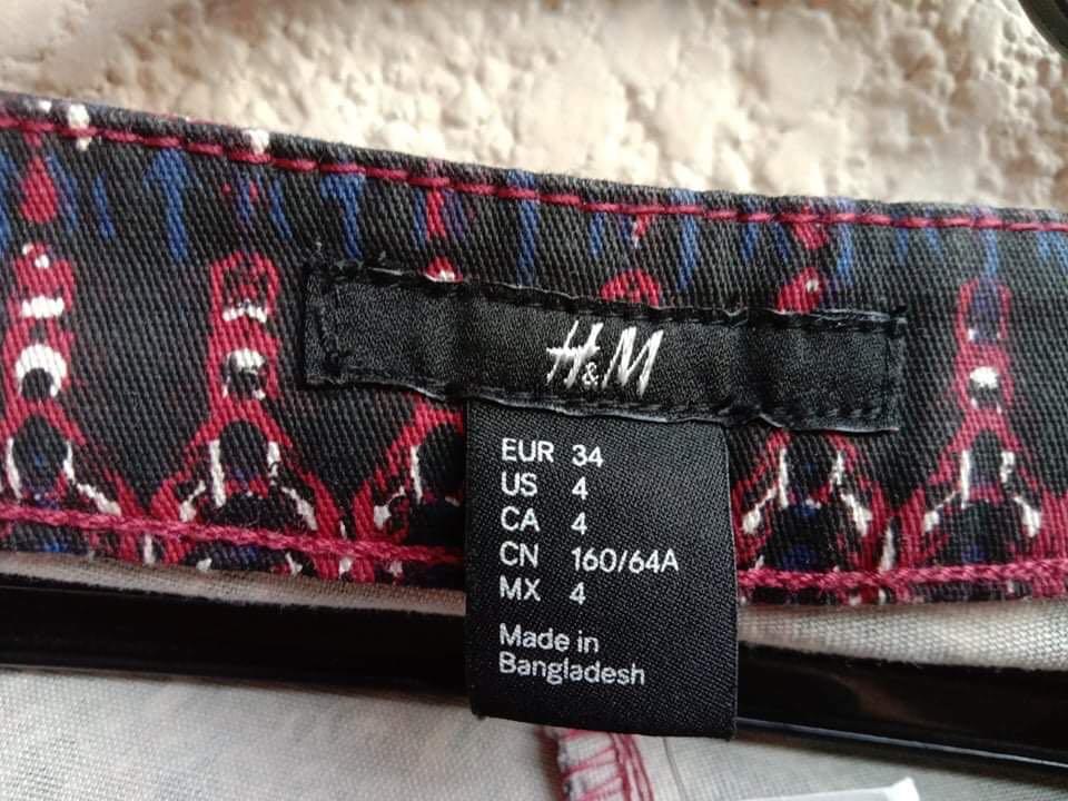 Brandnew authentic H&M pants from US size 4. (Category: Jeans) located in Manila. Submitted by loveforlabels (Listing ID 1088129913, Image 3). Description: Brandnew authentic H&M pants from US size 4. Stylish and fashionable. comfy to wear and unique design.