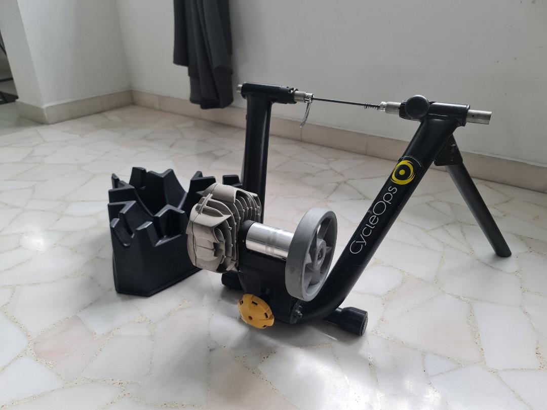CycleOps Fluid BikeTrainer with block Sports Equipment Bicycles Parts Parts Accessories on Carousell