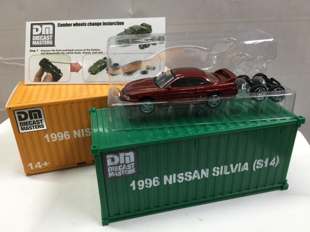 DIECAST MASTERS 1/64 NISSAN SILVIA S14 1999 RED WITH PLASTIC CONTAINER  (64003) (49643) (C1128-15), 興趣及遊戲, 玩具 遊戲類- Carousell