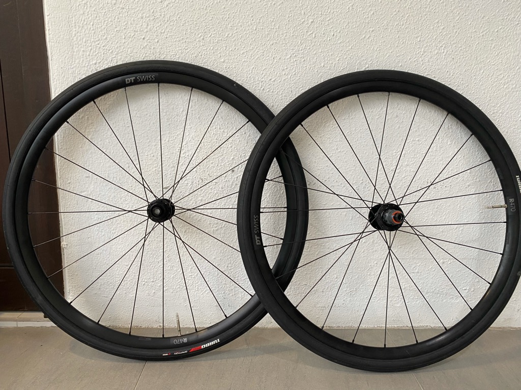 DT Swiss R470 Disc Wheelset, Sports Equipment, Bicycles