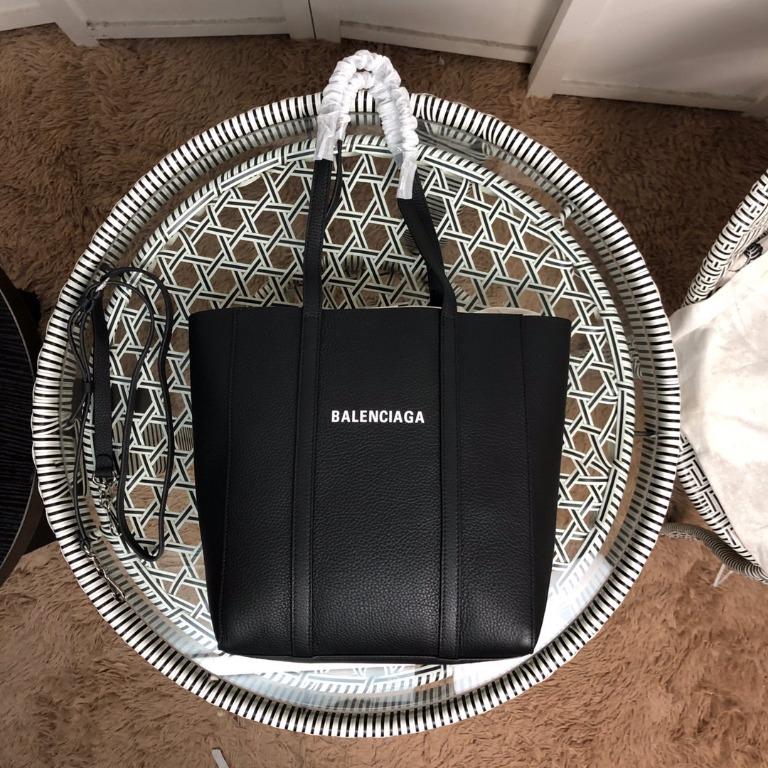 Balenciaga everyday sales xs tote bag
