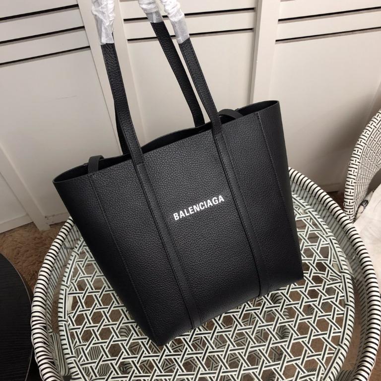 Balenciaga everyday xs leather tote on sale