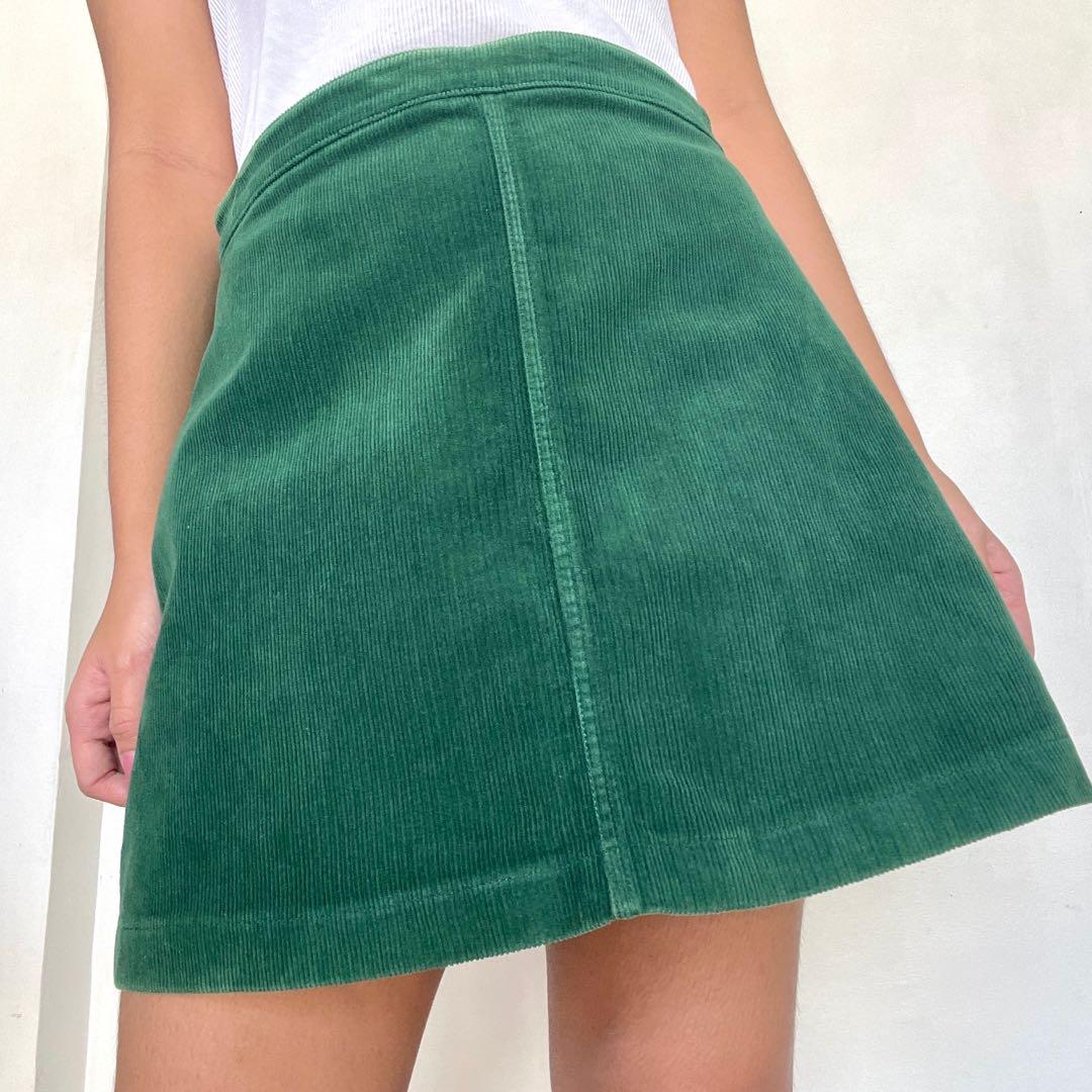 Green velvet new arrivals skirt forever 21