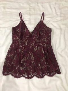 GG5 lace top in maroon