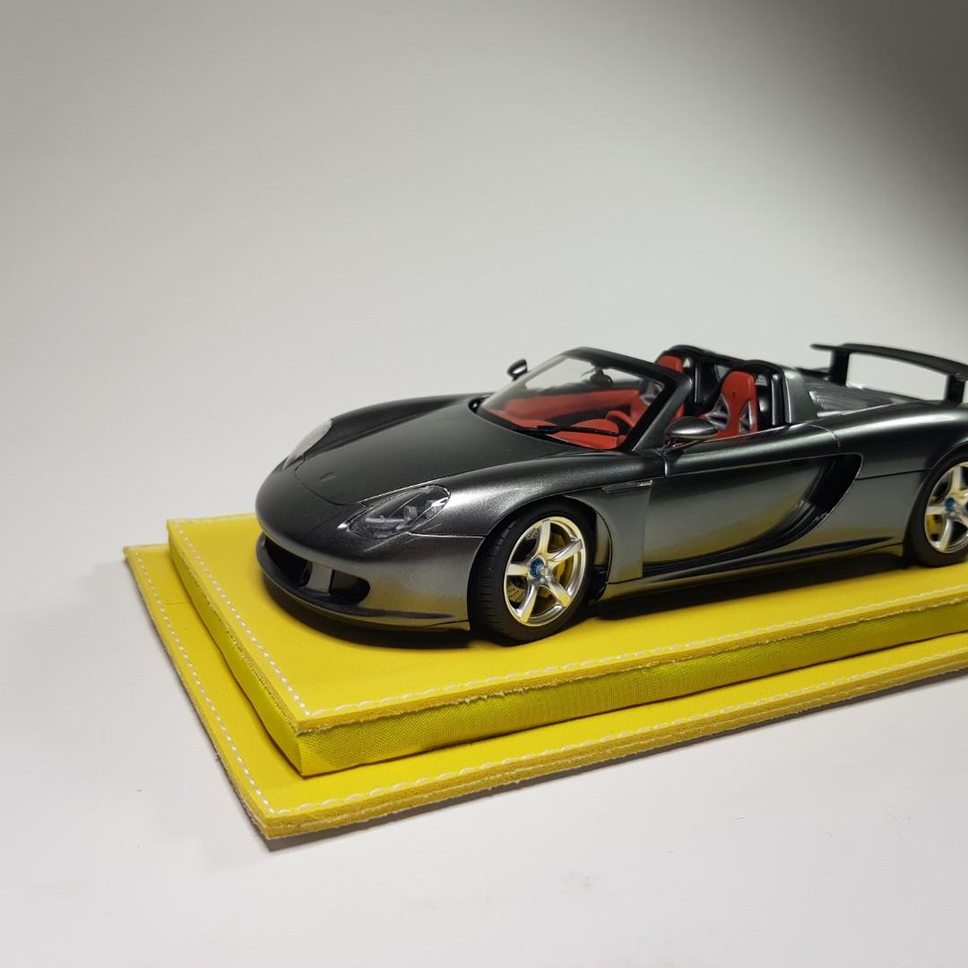 Hayashi Premium Leather Display Case (Yellow) (Category: Cases & Covers) located in Valenzuela. Submitted by lim_lance (Listing ID 1088191559, Image 3). Description: Made for your 1/24 car models and 1/12 motorcycle models. Available colors: Navy Blue Beige Gray Red Yellow Dimensions: 240x125x120 mm Thickness: 3mm Please allow 2-3mm difference due to manual measurement. Models not included..
