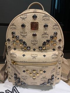 (Category: ) located in . Submitted by jollymiko (Listing ID 1088274224, Image 1). Description: .