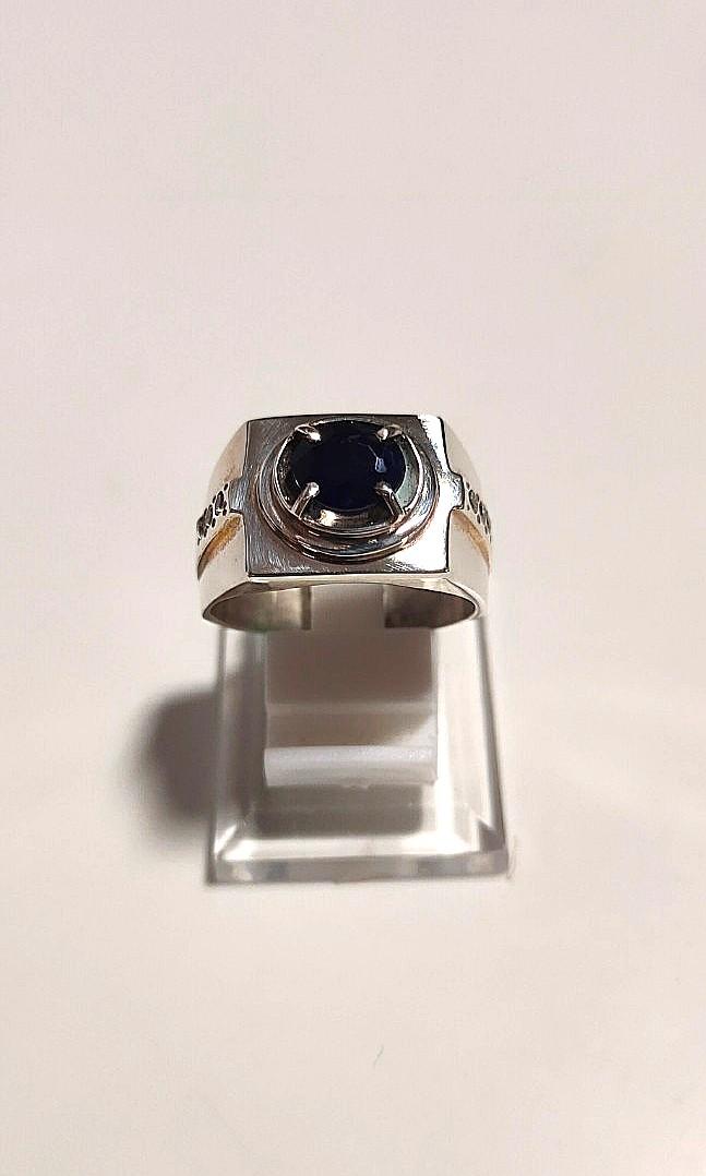 Natural Blue Sapphire On 925 Silver Ring Women S Fashion Jewelry Organisers Precious Stones On Carousell