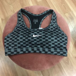 (Category: ) located in . Submitted by amjhx (Listing ID 1088271137, Image 1). Description: .