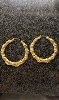 NWOT Gold hoop earrings