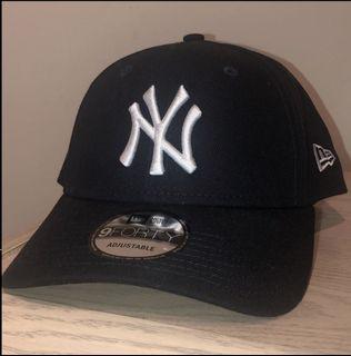 NY Yankees hat
