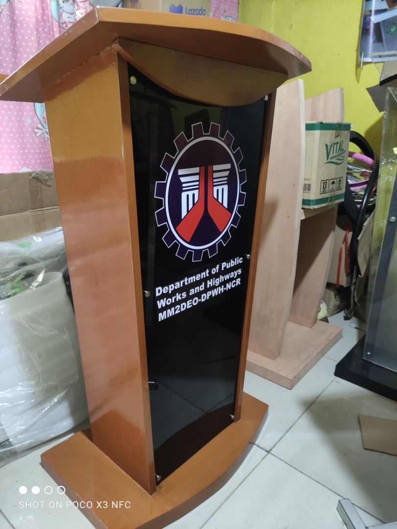 Podium Pulpit Rostrum Lectern, Furniture & Home Living, Furniture