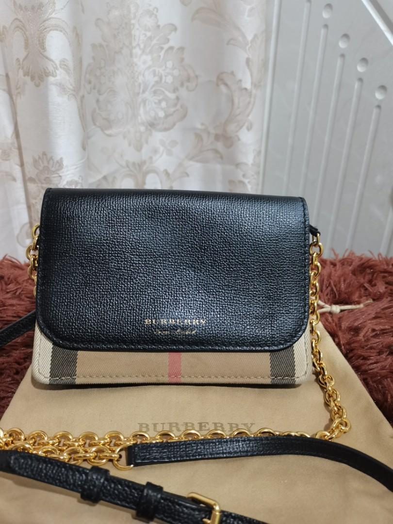Preloved Authentic Burberry Crossbody Bag, Luxury, Bags & Wallets on  Carousell