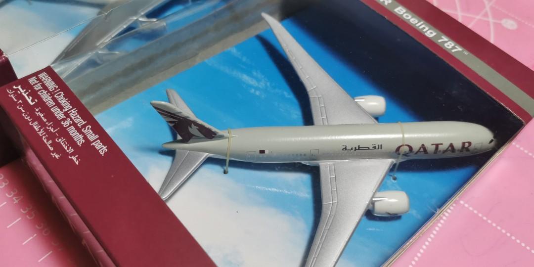 QATAR Airways Airbus A380 Boeing 787, Hobbies & Toys, Memorabilia