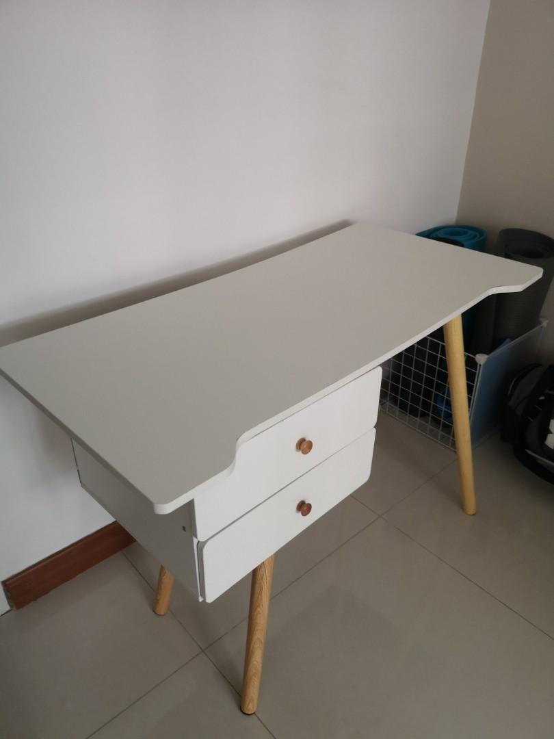 Reading table, Furniture & Home Living, Furniture, Tables & Sets on ...
