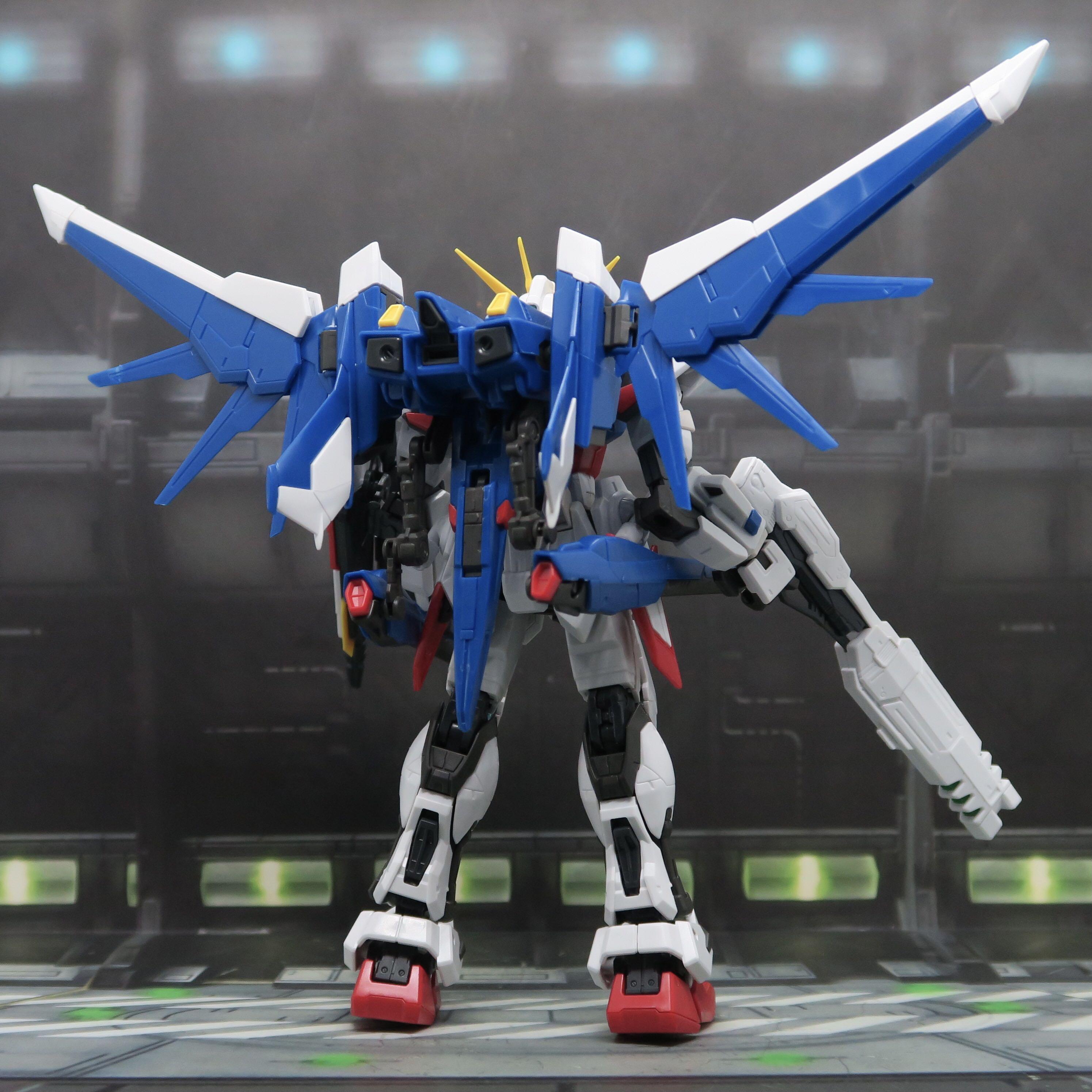 RG Built Strike Gundam Full package 完美背包版創建突擊高達(素組成品)**注意簡介, 興趣及遊戲, 玩具&  遊戲類- Carousell