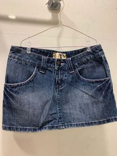 （分類：）位於 。 由 katieali 提交（商品編號 1088188554，圖片 1）。簡介： 。