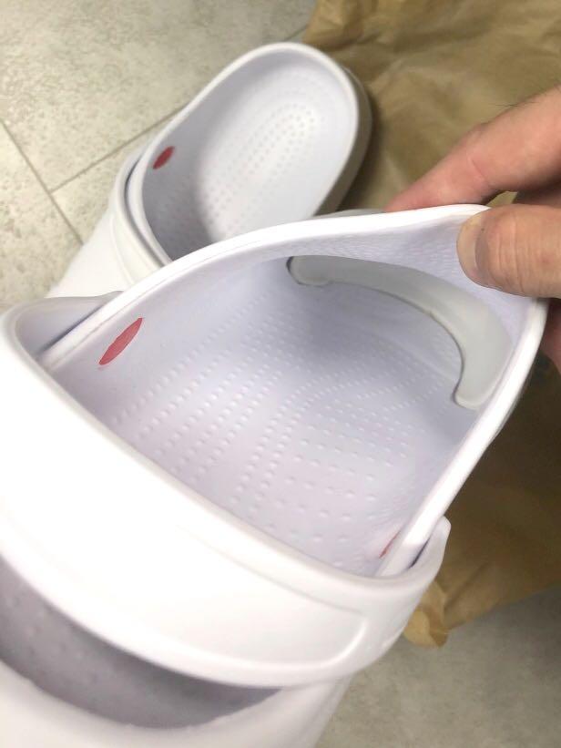 Steel on sale cap crocs