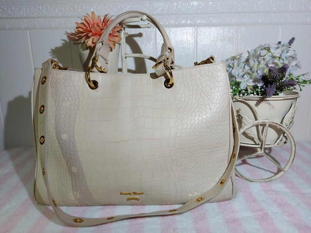 Samantha thavasa on sale white bag