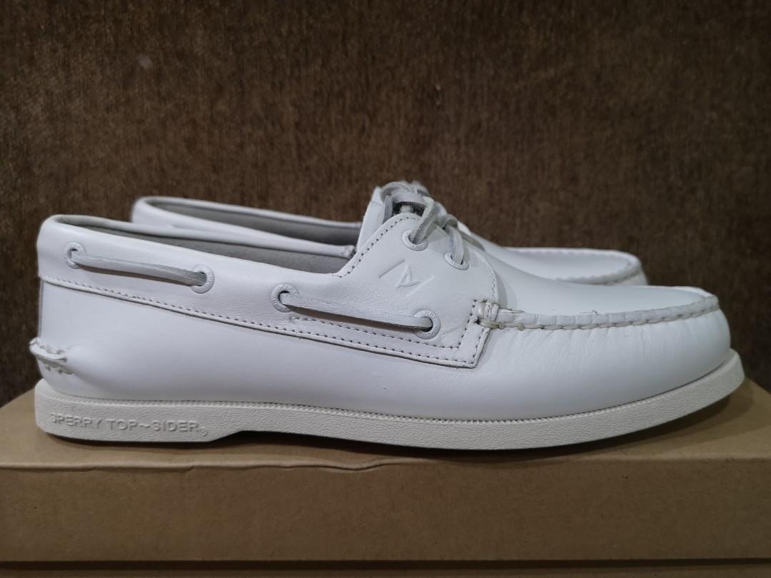 All white sales sperrys men's