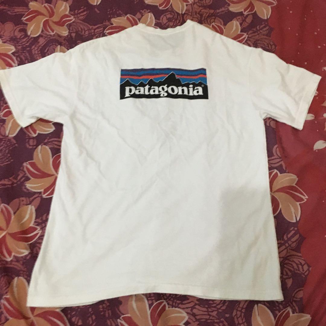 T shirt patagonia size m fit l, Fesyen 