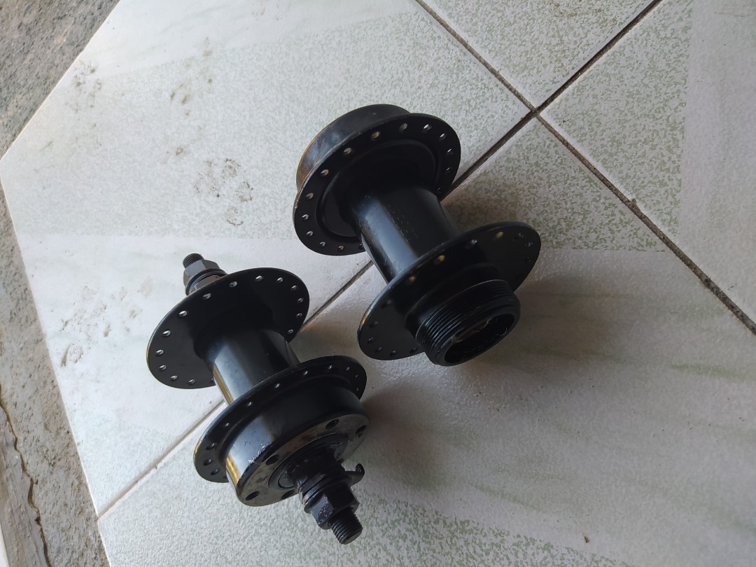 shimano thread type hubs