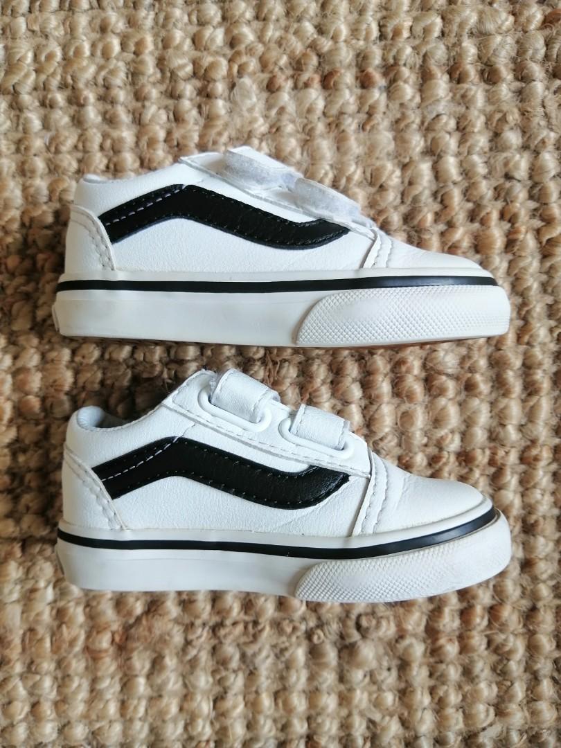 Leather vans discount size 4