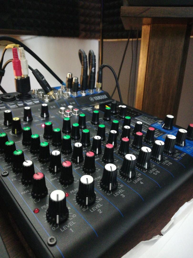 Yamaha MG10XU Mixer with FREE bag, Hobbies & Toys, Music & Media, Music