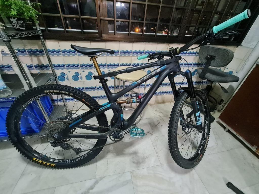 YETI SB 5.5 2018 SIZE M TURQ
