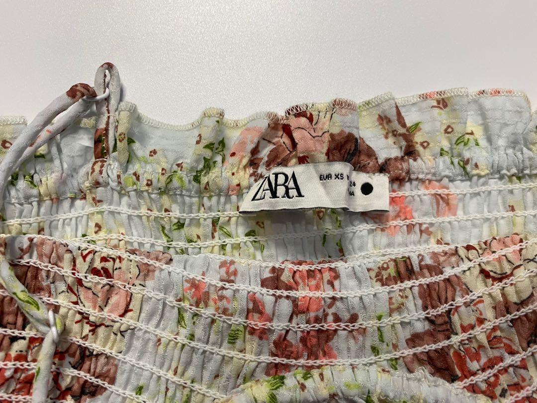 Zara Floral dress (Category: Dresses) located in Manila. Submitted by cjl21 (Listing ID 1088187986, Image 3). Description: Brandnew without tag Hard to let go RFS: declutter.