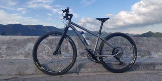 鈦合金 山地車 S size 27.5x1.95 碳纖件 另送配件