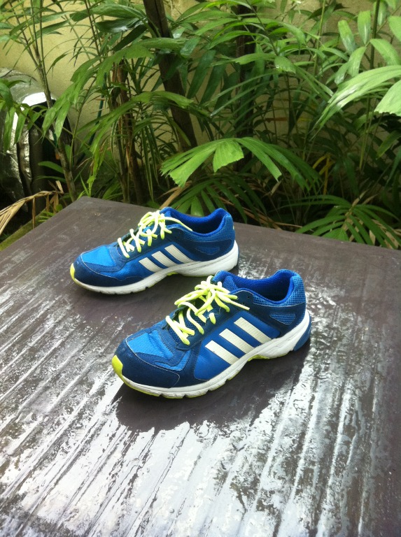 Adidas shoes 11 size deals