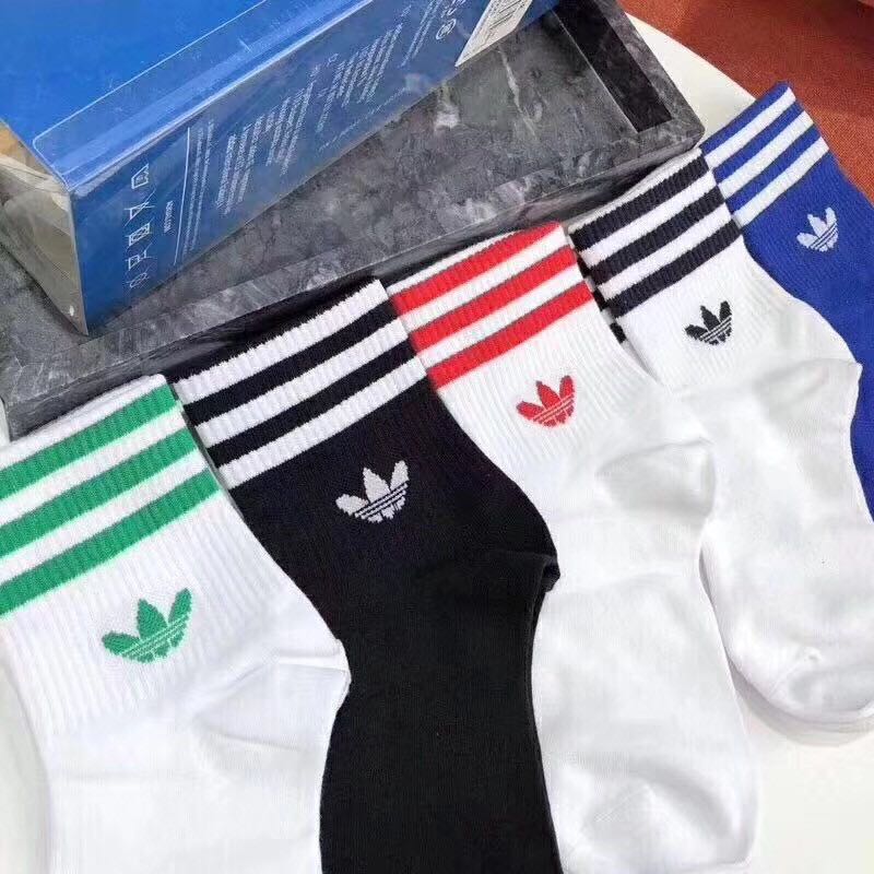 Supreme on sale high socks