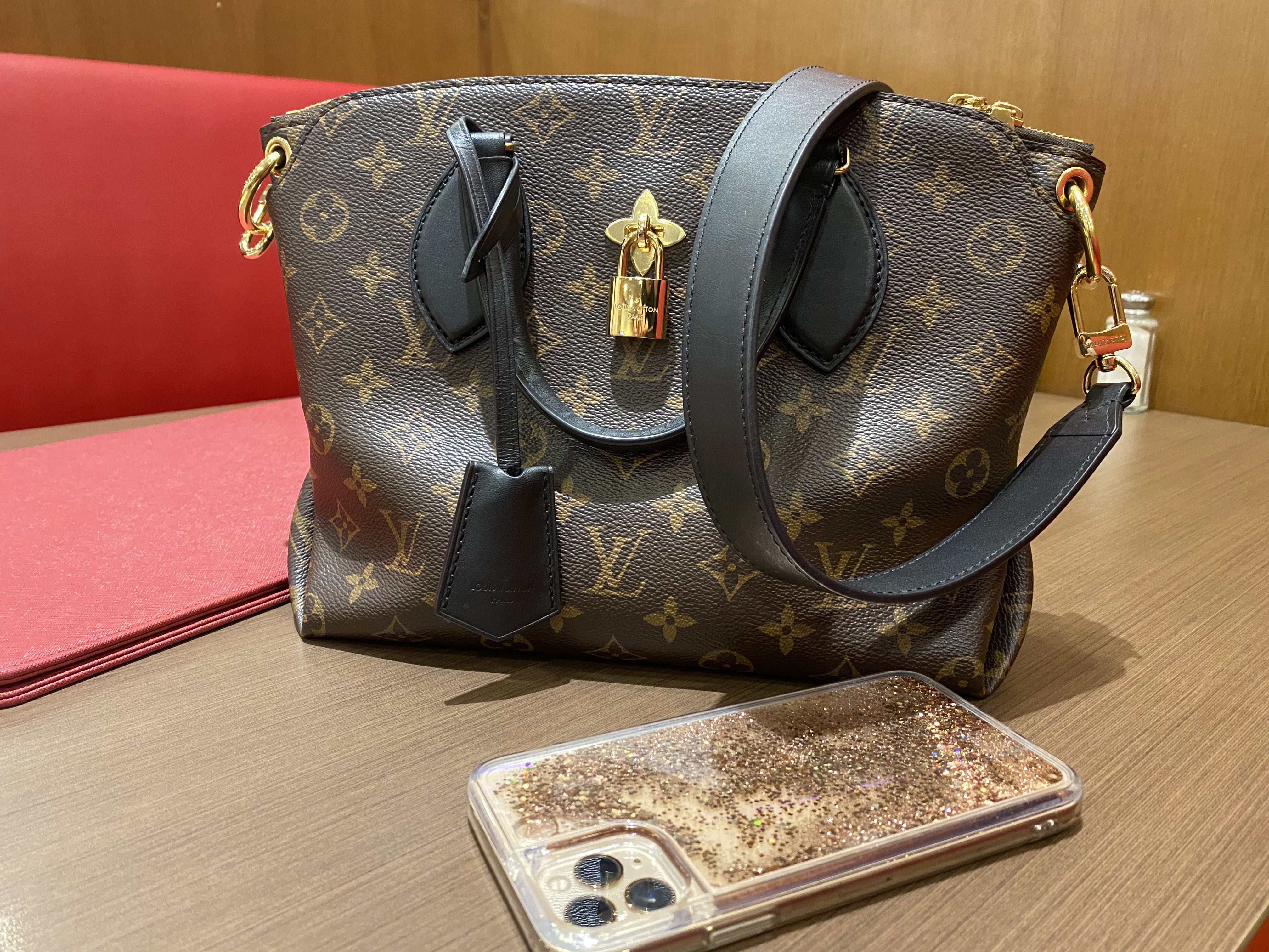 Lv flower zipped tote pm new arrivals