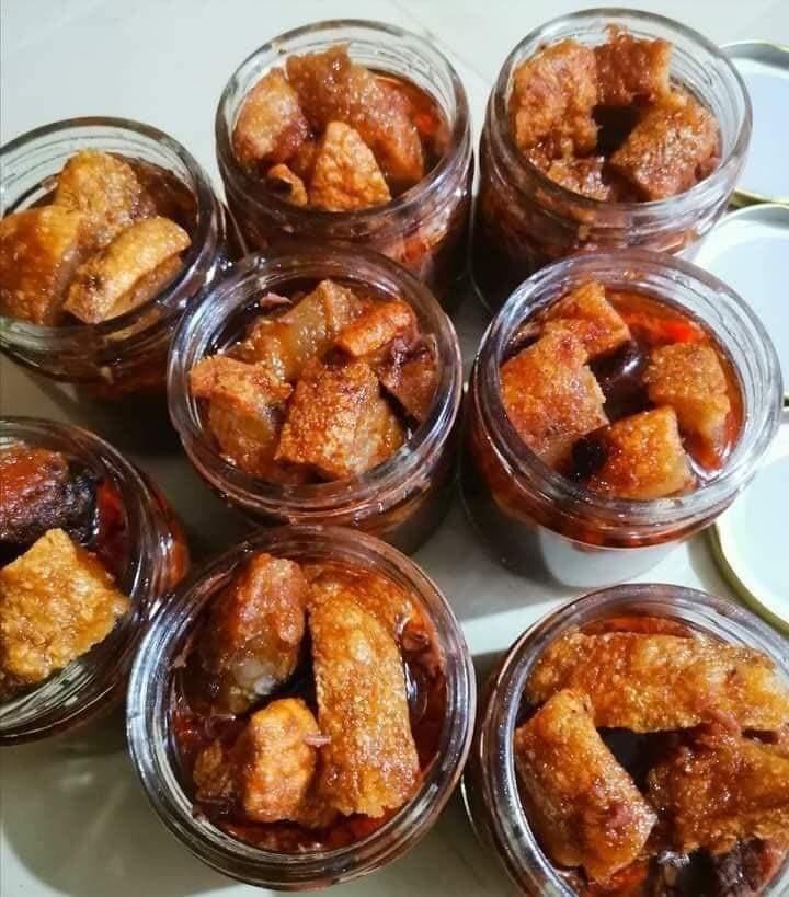 BAGNET BAGOONG😍😍 (Category: Spice & Seasoning) located in Bacolod City. Submitted by chuchaystuffs (Listing ID 1088398164, Image 2). Description: super Sarap try nyo po😍😍available in 220g...