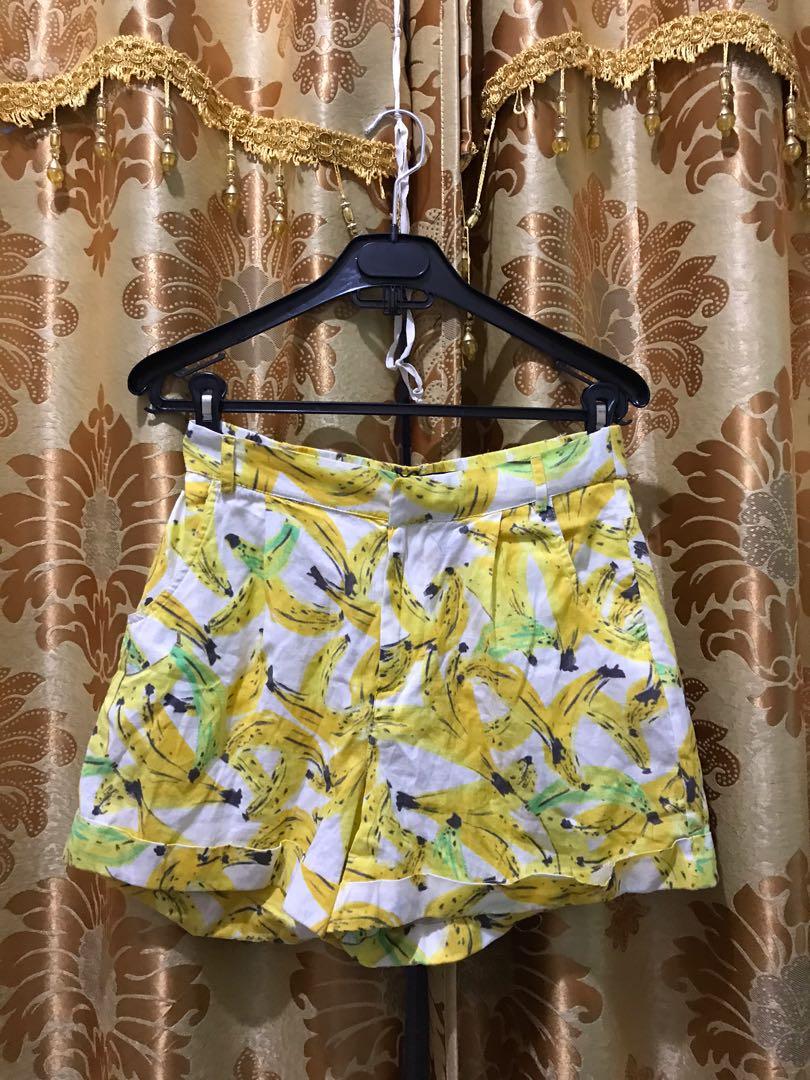 ZARA BANANA SHORT PANTS ZARA Fesyen Wanita Pakaian Wanita