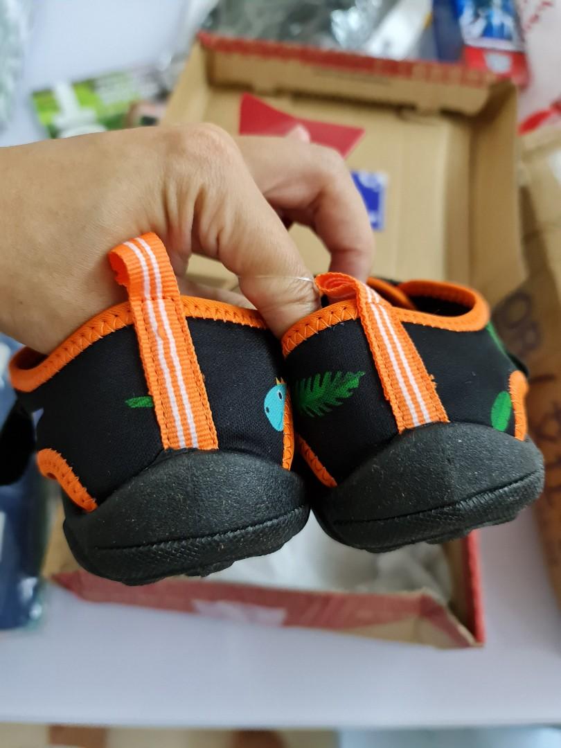 Boys dinosaur sandals cheap