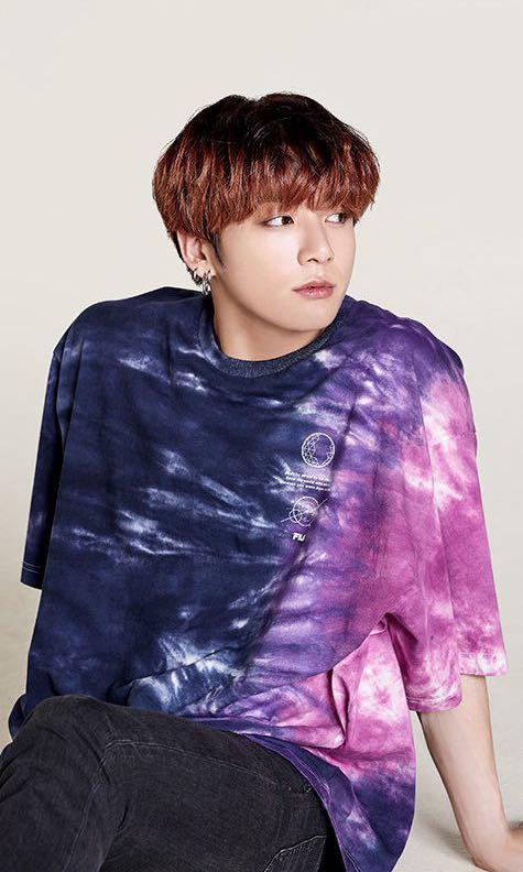 BTS FILA VOYAGER COLLECTION Loose fit graphic t shirt Men s