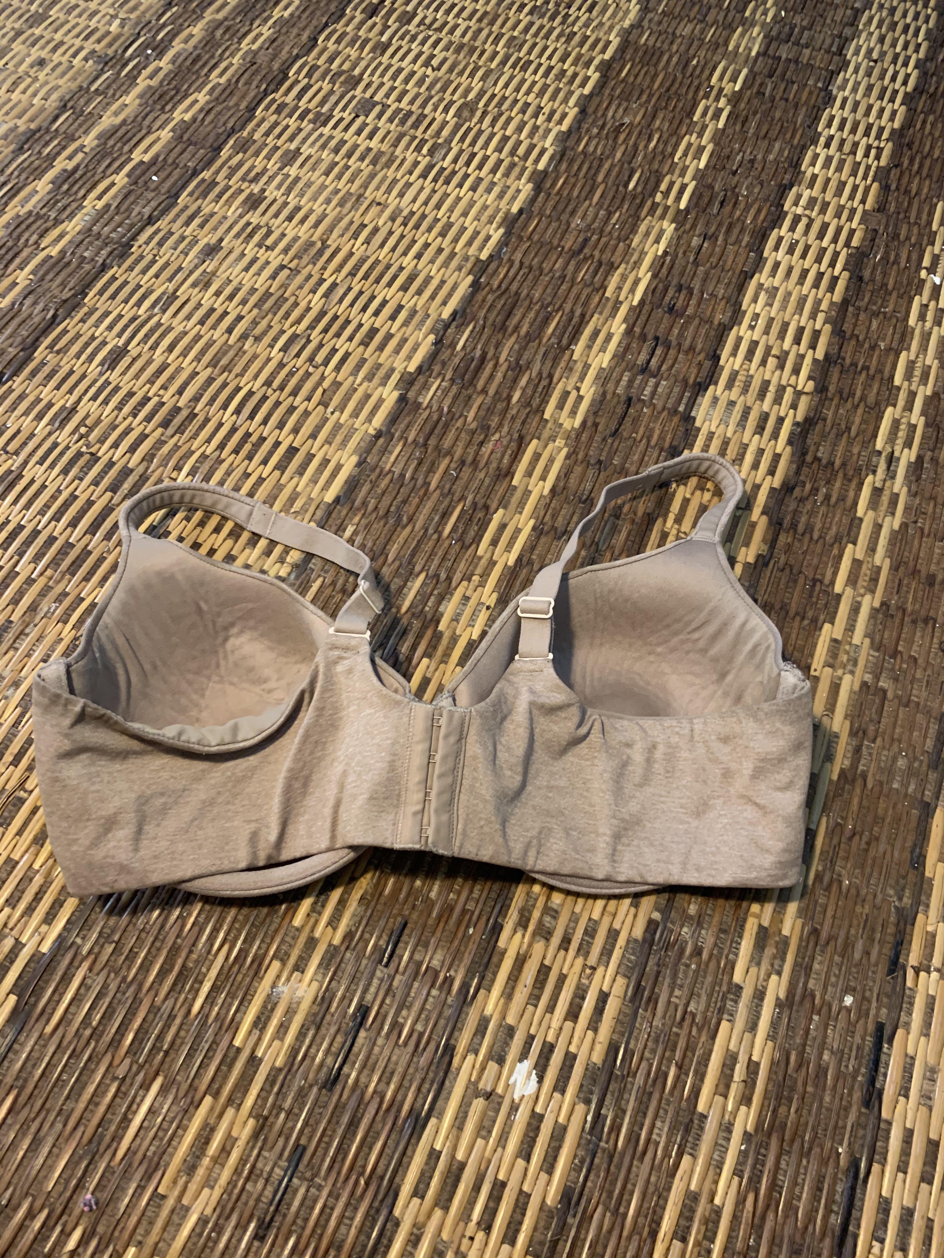 Cacique bra 42D, Women's Fashion, Tops, Sleeveless on Carousell