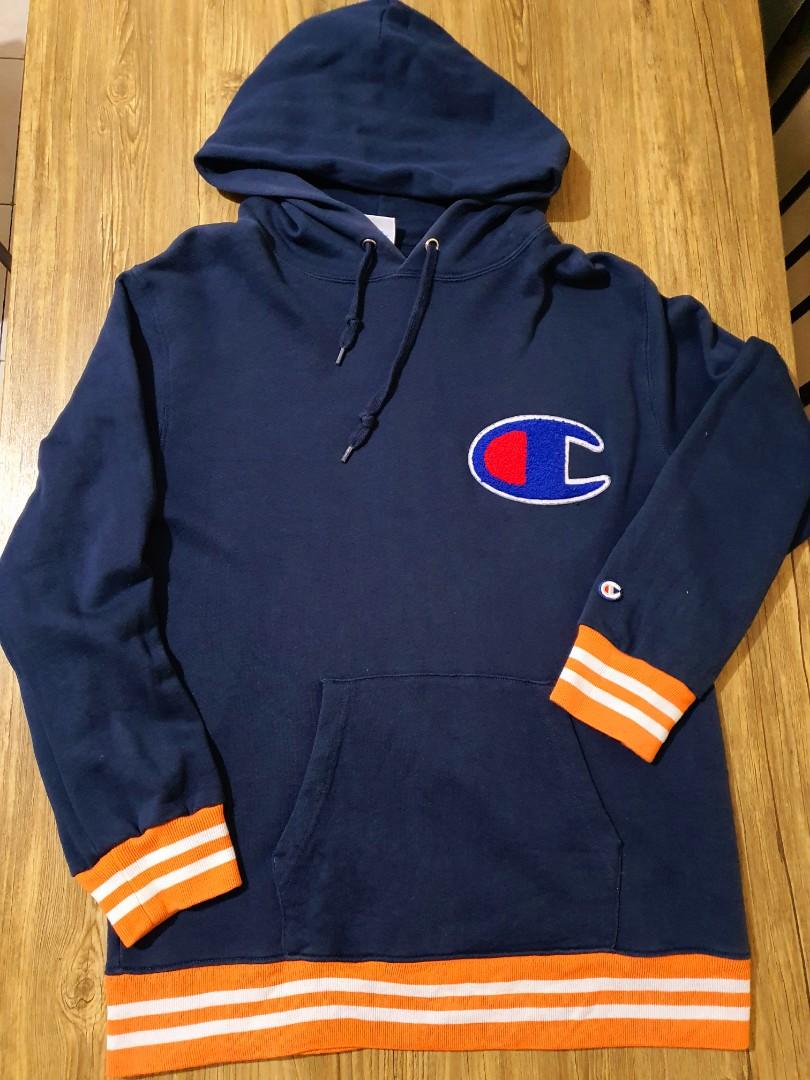 Champion Big Logo Hoodie 21x29 dimensions